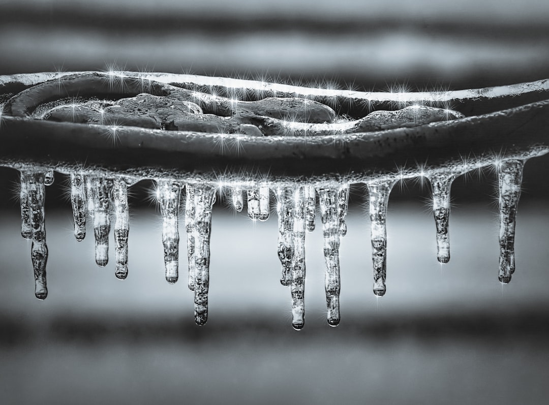 How to troubleshoot a frozen evaporator coil hero image